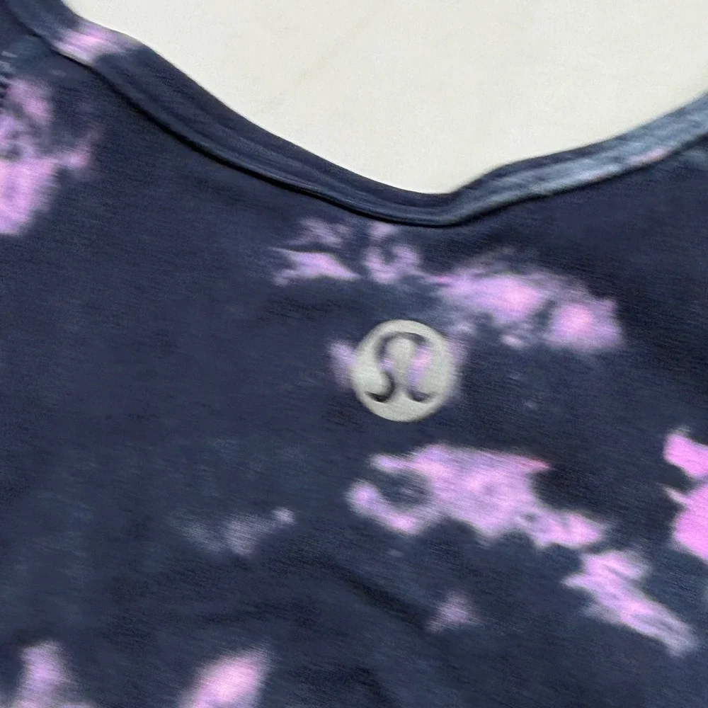 Lululemon Align T-Shirt Tie Dye Mineral Blue Multi‎ Women's Size 6